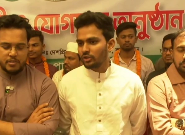 'অনেক কষ্টে এসএসসি পাস করেছে' কুমিল্লা জেলা পরিষদ প্রশাসককে নিয়ে আসিফের কড়া মন্তব্য; দিলেন বরাদ্দের ব্যাখ্যা